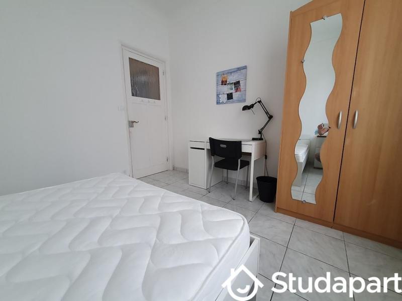 Chambre - 13 m² - 1 pièce