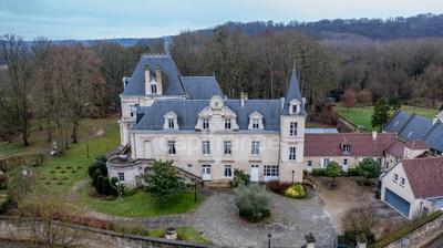 Château - 750 m² - 15 pièces