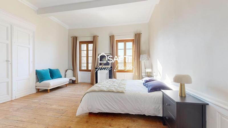 Maison de maîtres - 440 m² - 13 pièces