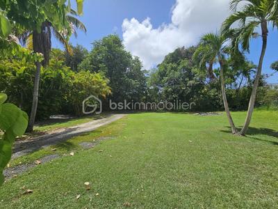 Maison - 226 m² - 4 pièces