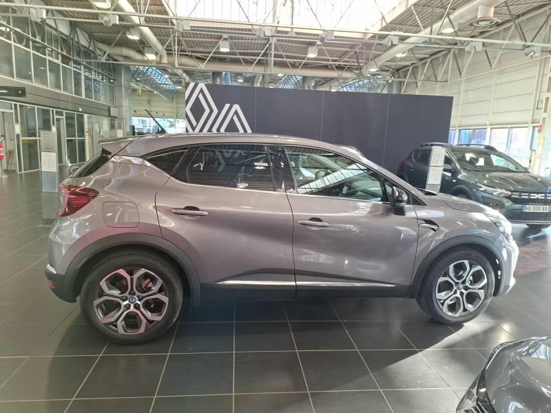 Renault Captur E-Tech Plug-in 160 Intens