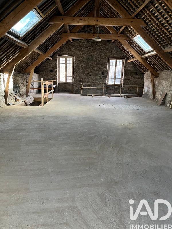 Maison - 200 m² - 4 pièces