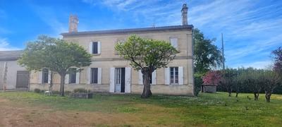 Maison - 145 m² - 5 pièces