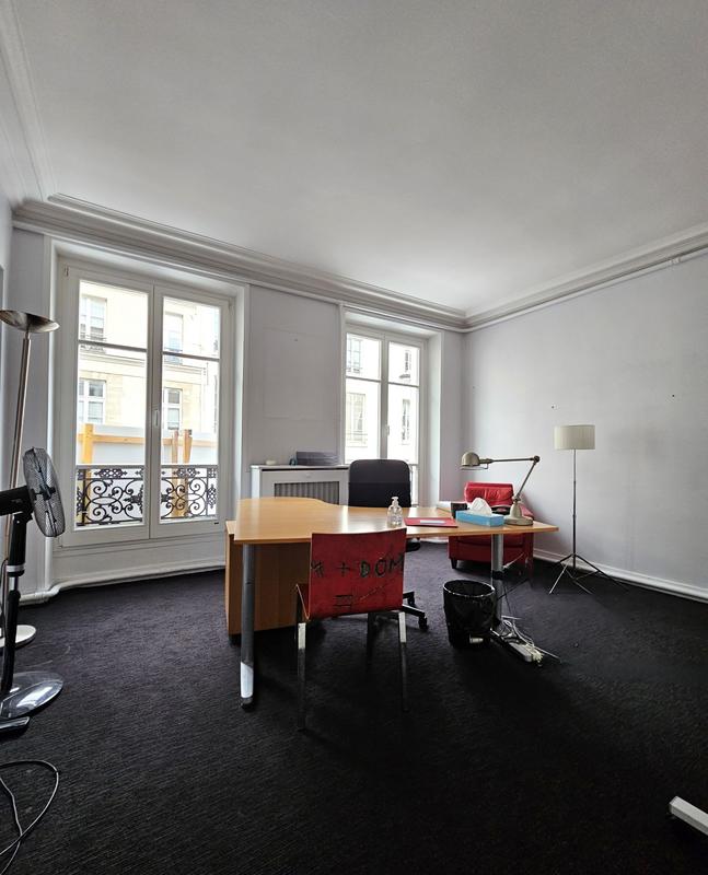 Bureau - 186 m² - 4 pièces