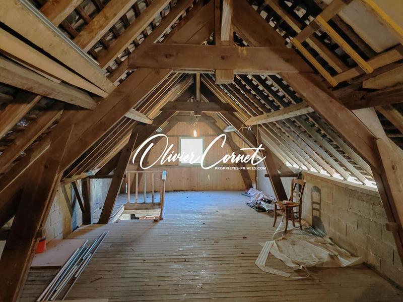 Maison - 169 m² - 9 pièces