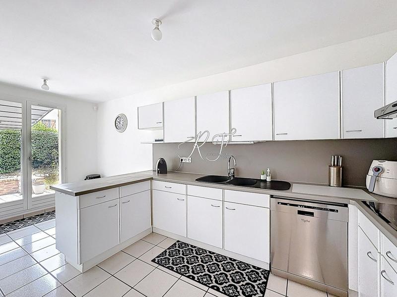 Maison - 152 m² - 7 pièces