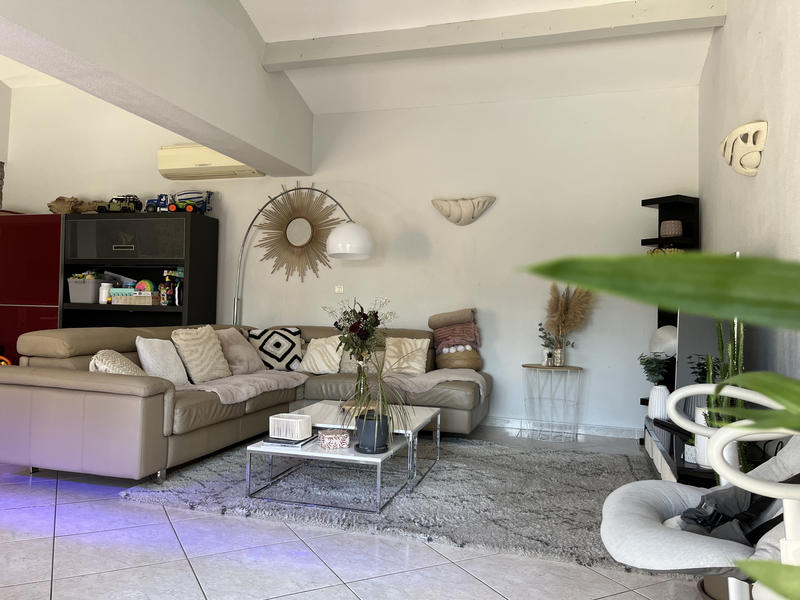 Maison - 165 m² - 6 pièces