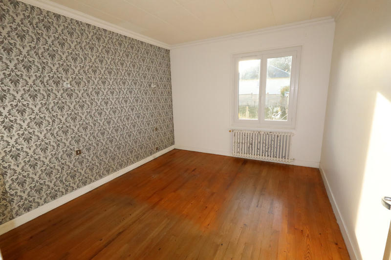 Maison - 98 m² - 5 pièces