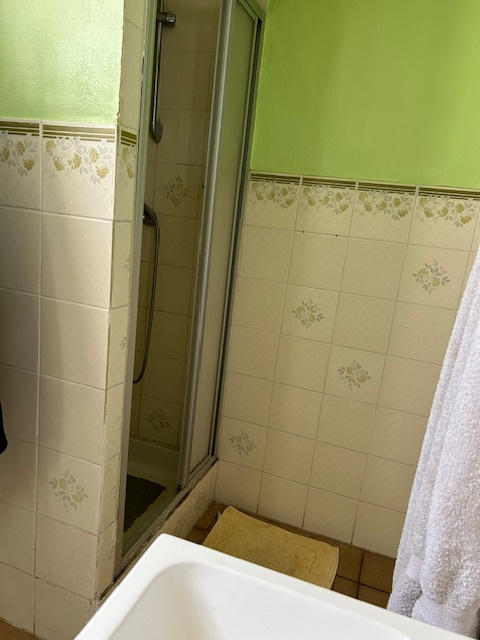 Maison - 80 m² - 8 pièces