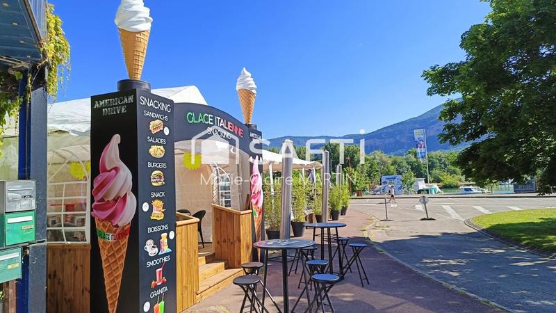 Local commercial - 425 m² - 4 pièces