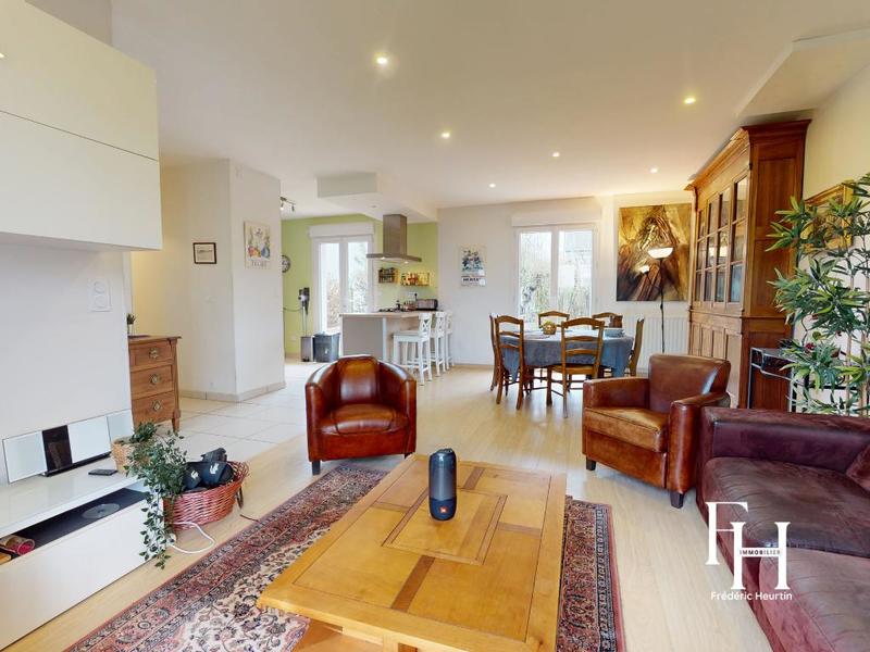 Maison - 112 m² - 7 pièces