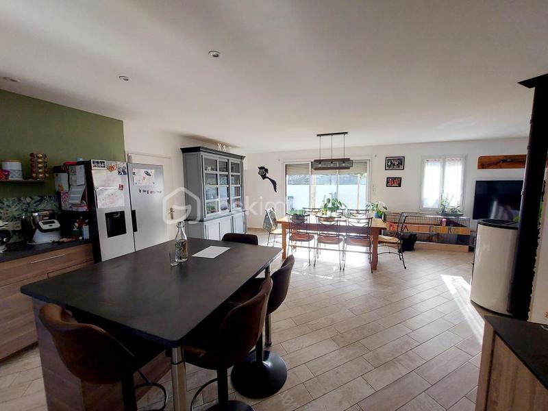 Maison - 98 m² - 4 pièces