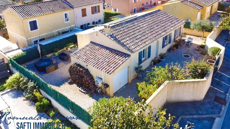 Maison - 90 m² - 4 pièces