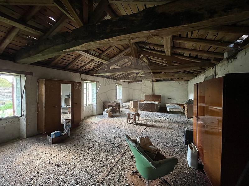 Maison - 200 m² - 5 pièces