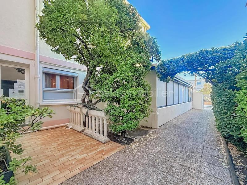 Appartement - 92 m² - 4 pièces