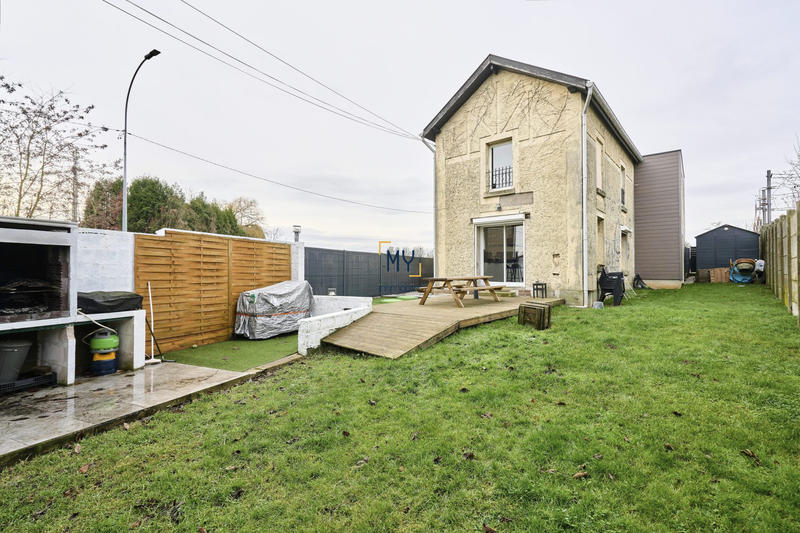 Maison - 134 m² - 5 pièces