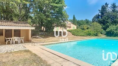 Maison - 188 m² - 11 pièces