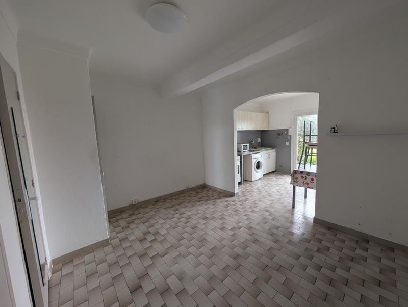 Studio - 24 m² - 1 pièce