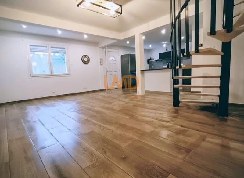 Maison de village - 84 m² - 4 pièces