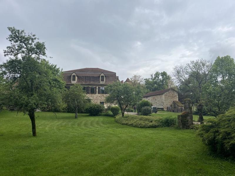 Maison de maîtres - 234 m² - 5 pièces