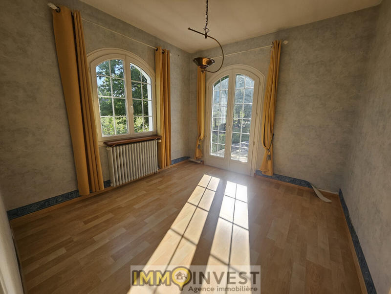 Propriété - 125 m² - 5 pièces