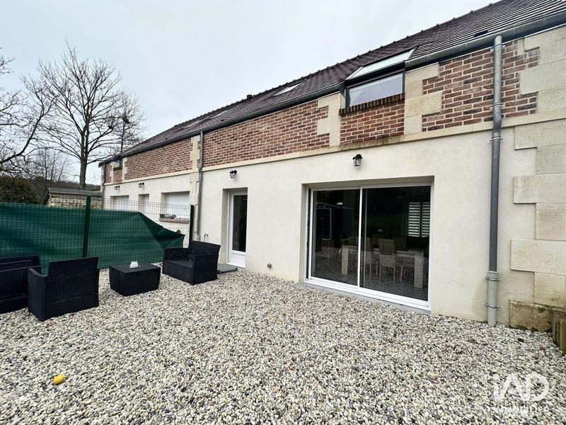 Maison - 96 m² - 4 pièces