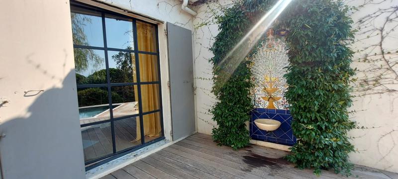 Villa - 182 m² - 6 pièces