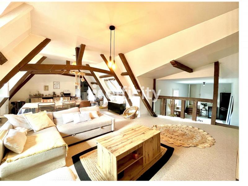 Appartement - 130 m² - 4 pièces