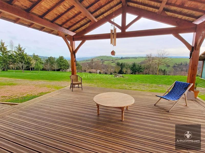 Maison - 340 m² - 8 pièces