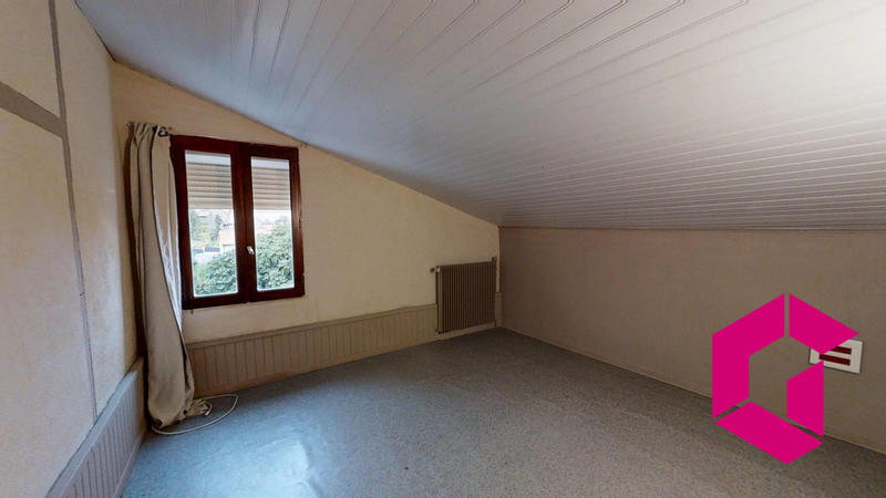 Maison - 152 m² - 6 pièces