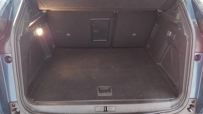 Peugeot 3008 1.6 Hybrid 225 E-Eat8 Allure Pack