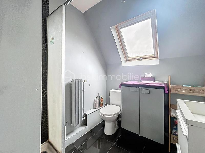 Maison traditionnelle - 100 m² - 5 pièces