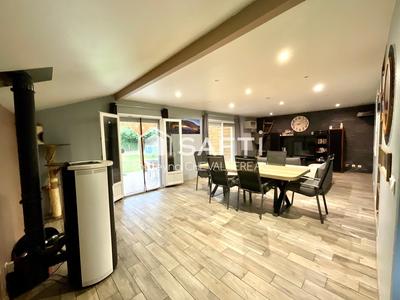 Maison - 110 m² - 4 pièces