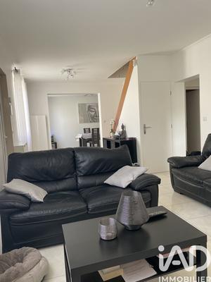 Maison - 93 m² - 5 pièces