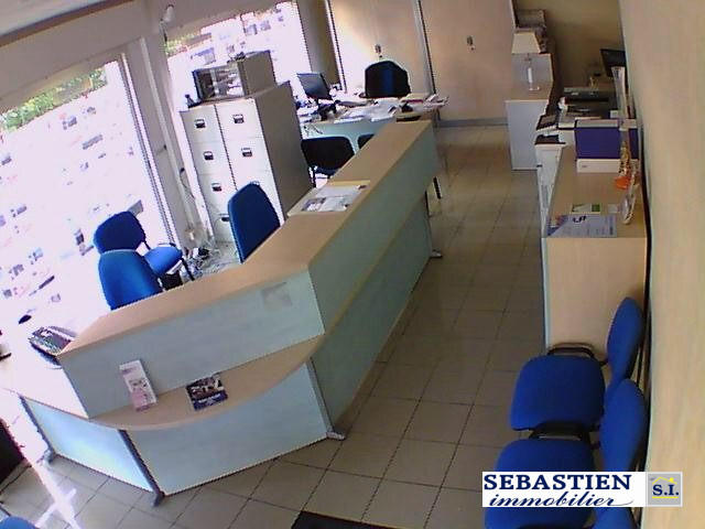 Local commercial - 48 m² - 2 pièces