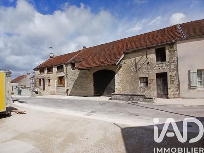 Maison de campagne - 207 m² - 4 pièces