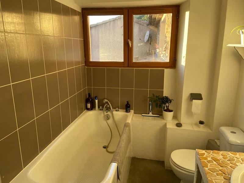 Appartement - 82 m² - 3 pièces