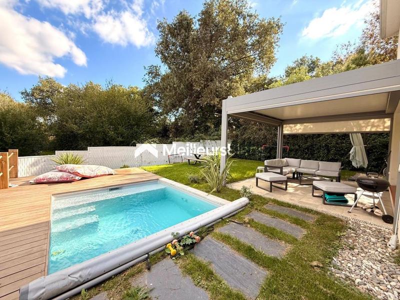 Maison - 125 m² - 5 pièces