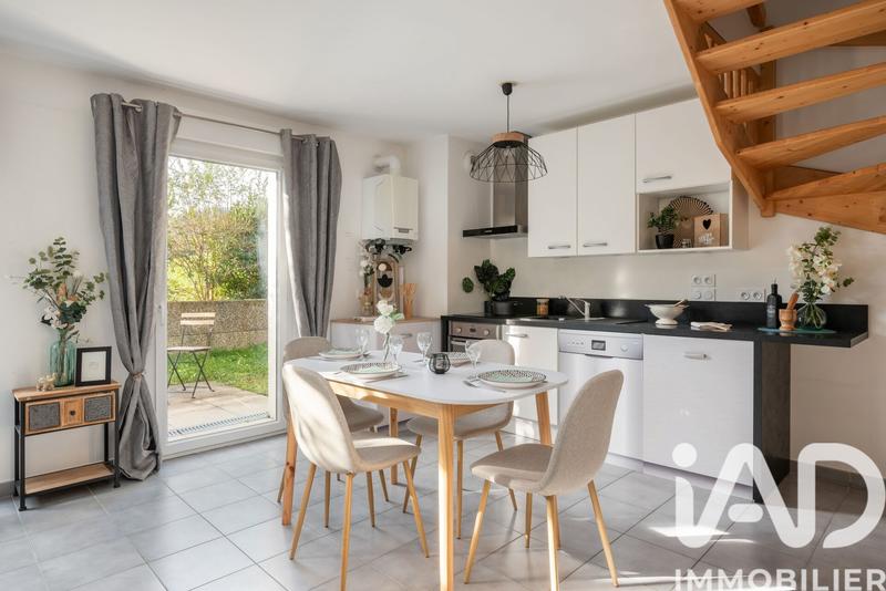 Maison de ville - 88 m² - 4 pièces