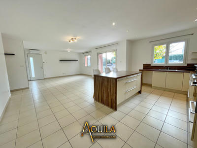 Maison - 89 m² - 4 pièces