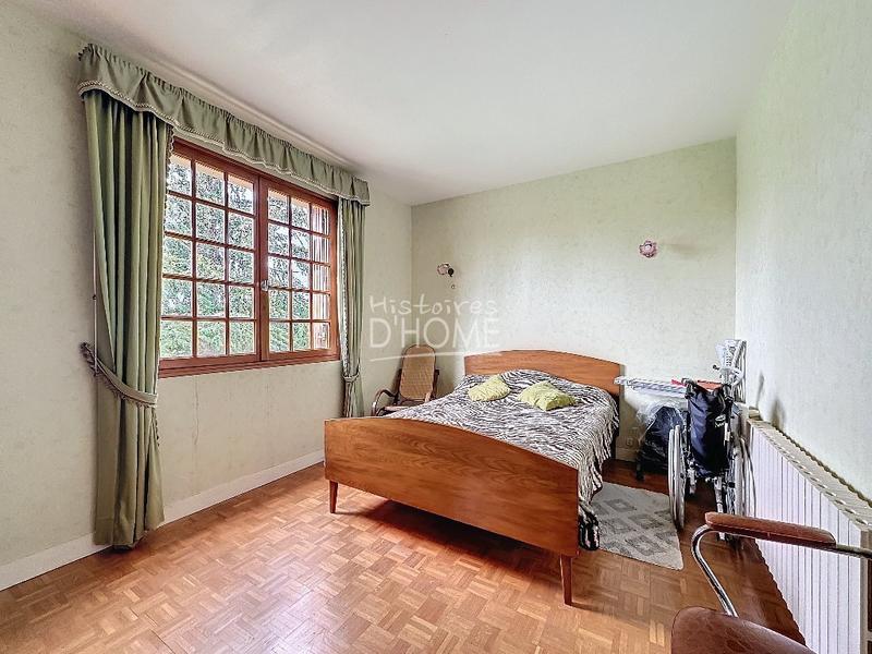 Pavillon - 140 m² - 6 pièces