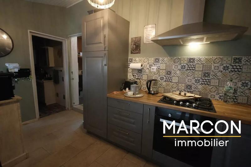 Maison - 84 m² - 5 pièces