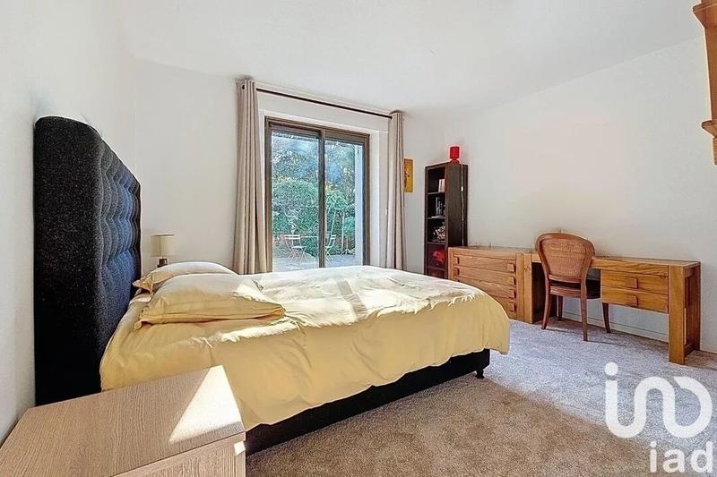 Maison - 345 m² - 7 pièces