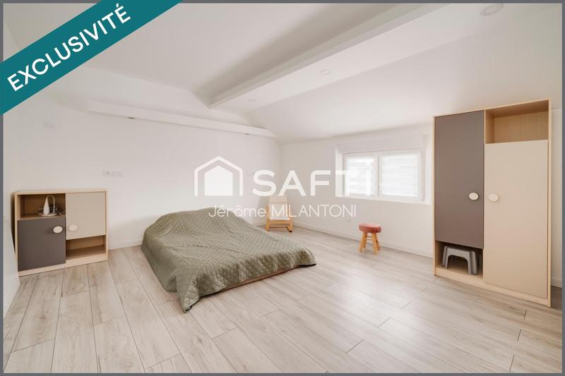 Maison - 160 m² - 6 pièces