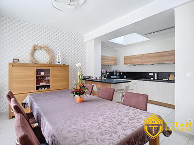 Maison - 117 m² - 5 pièces