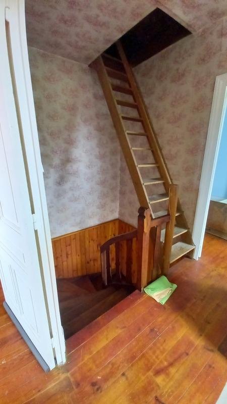 Maison - 94 m² - 6 pièces