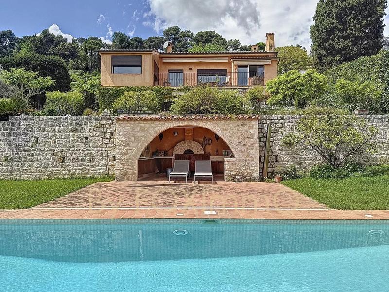 Villa - 172 m² - 5 pièces