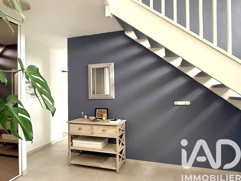 Maison - 186 m² - 7 pièces