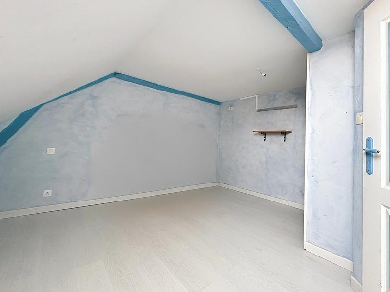 Maison - 145 m² - 7 pièces