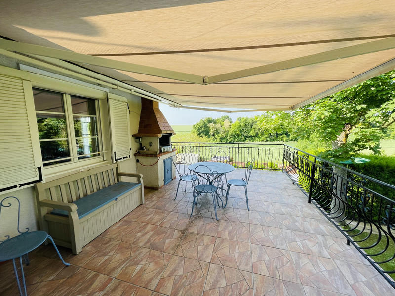 Maison - 193 m² - 6 pièces